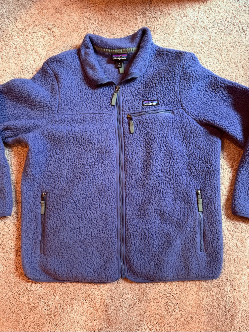 Patagonia Women’s Classic Retro Pile Fleece Jacket - Purple. Size XL